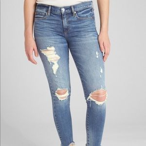 Gap Mid Rise True Skinny Ankle Jeans